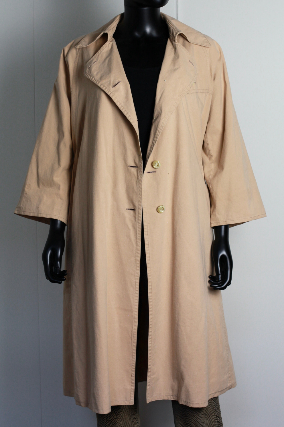 Manteau trench Ungaro Parallèle vintage Ekinox vintage vêtement vintage de grands couturiers créateurs seconde main luxe haute couture