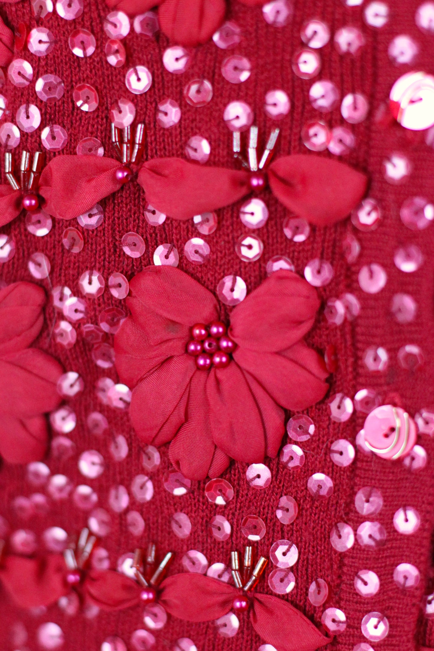 Gilet rouge à broderies fleurs et perles Fuego