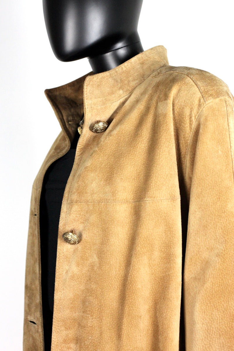 Manteau trench vintage Guy Laroche daim friperie seconde main vêtements vintage créateurs haute couture luxe ekinox vintage